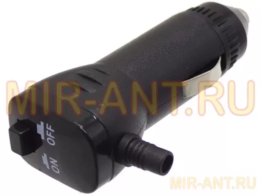 Штекер в прикуриватель (предохранитель + кнопка ВКЛ, выход провода под 90) TD-13