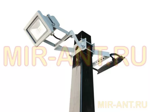 Кронштейн для двух прожекторов на квадратную трубу 60х60мм с отверстием "ХОП-217069" серый, сталь